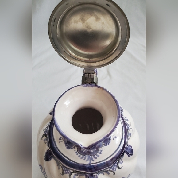 Western Germany Pitcher - Picture 5 of 8